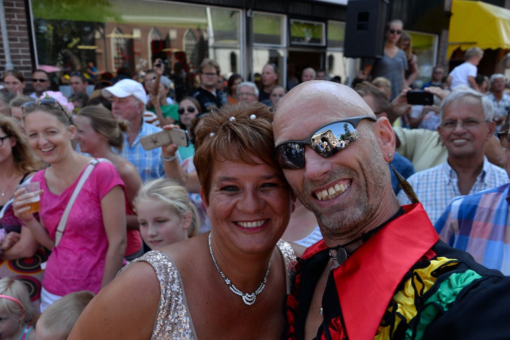 ../Images/Zomercarnaval Noordwijkerhout 145.jpg